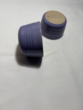 Le Creuset Set of 2 Stoneware Ramekin Baking dishes - Lavender